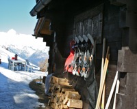 Schneeschuhe für die Gäste von chalet La Piste